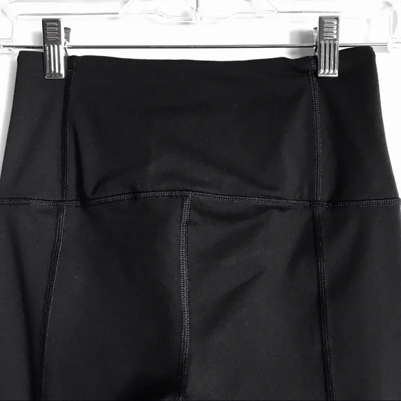 KNOCKOUT BY VICTORIA’S SECRET Black Crop Leggings - Picture 7 of 11